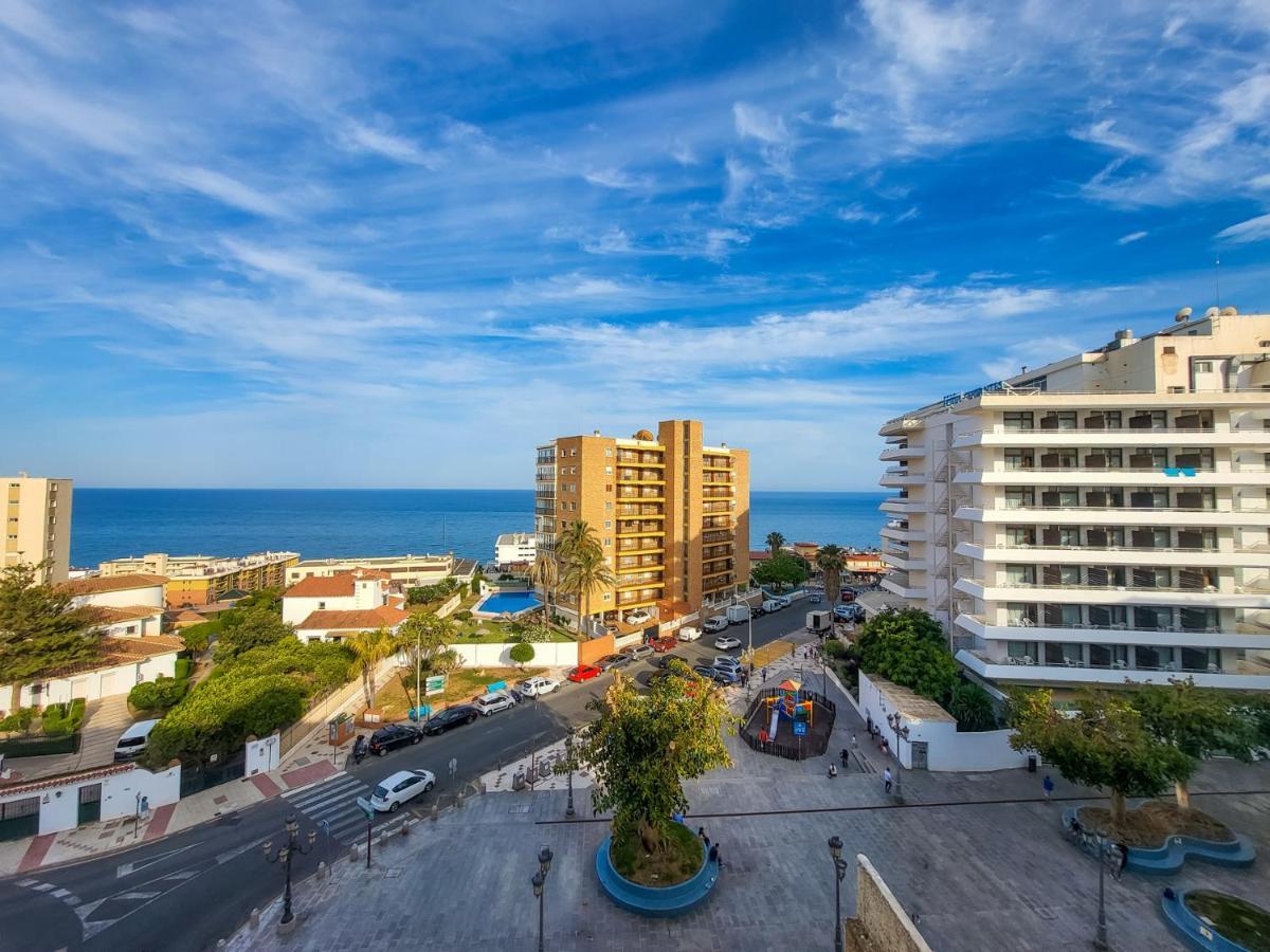 Centro Y Mar En Un Mismo Lugar Torremolinos Exterior foto